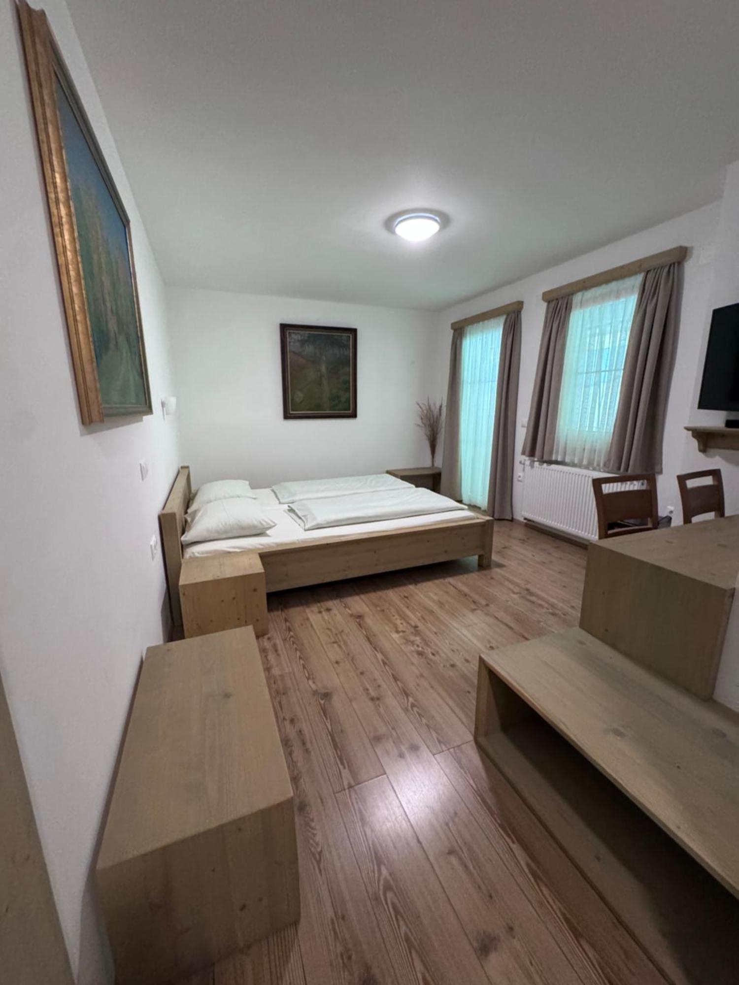 Guesthouse Tolc Сподня-Сорица Экстерьер фото
